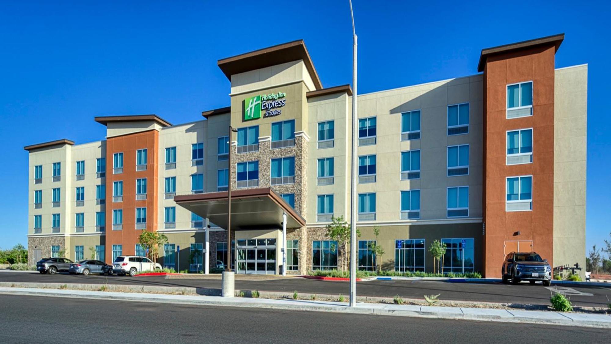 Holiday Inn Express & Suites Ridgecrest - China Lake By Ihg Εξωτερικό φωτογραφία