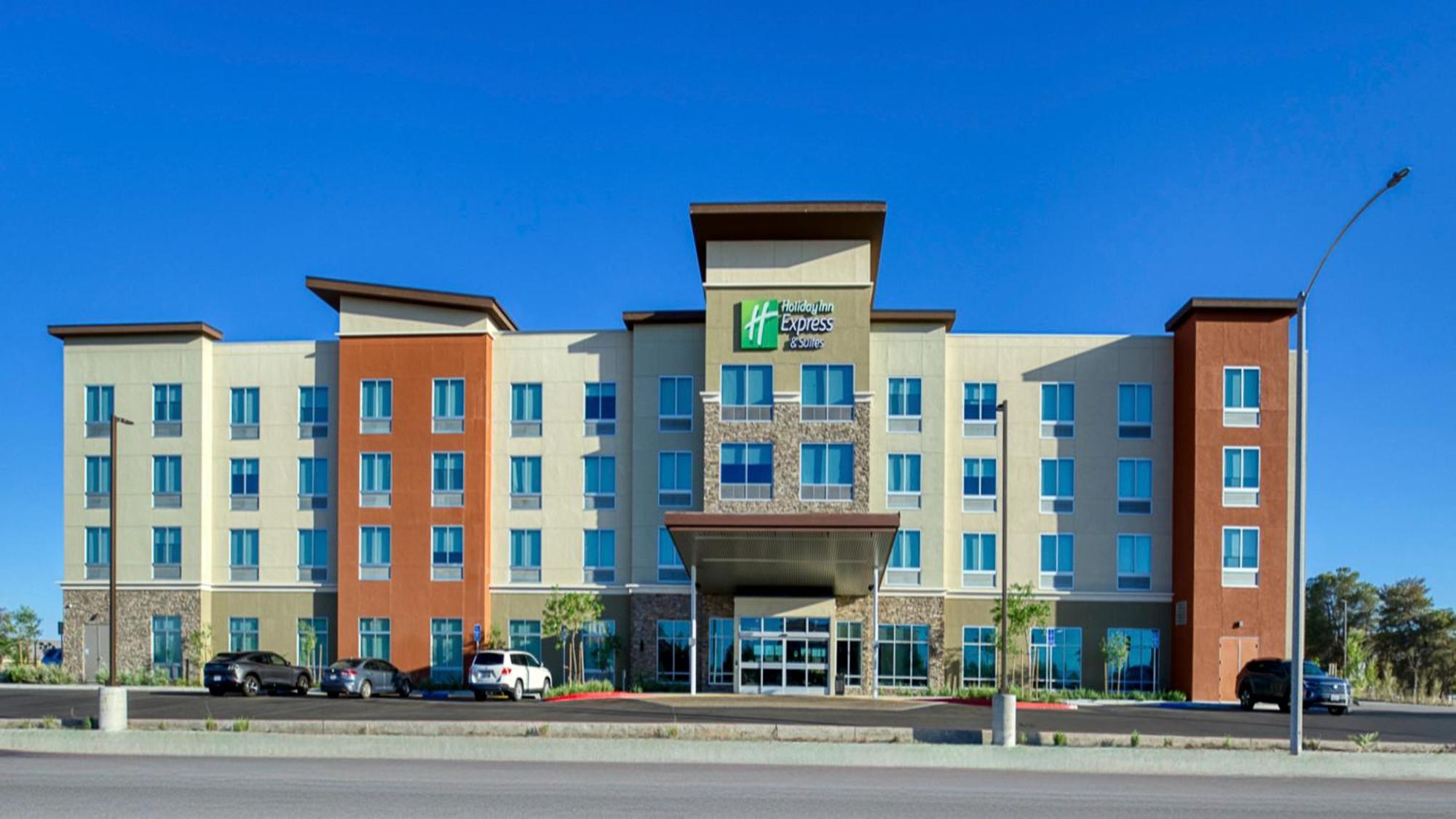 Holiday Inn Express & Suites Ridgecrest - China Lake By Ihg Εξωτερικό φωτογραφία